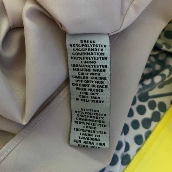 ELIZA J Navy Blue & Yellow Abstract Geometric‎ Print Shift Dress - Picture 10 of 11